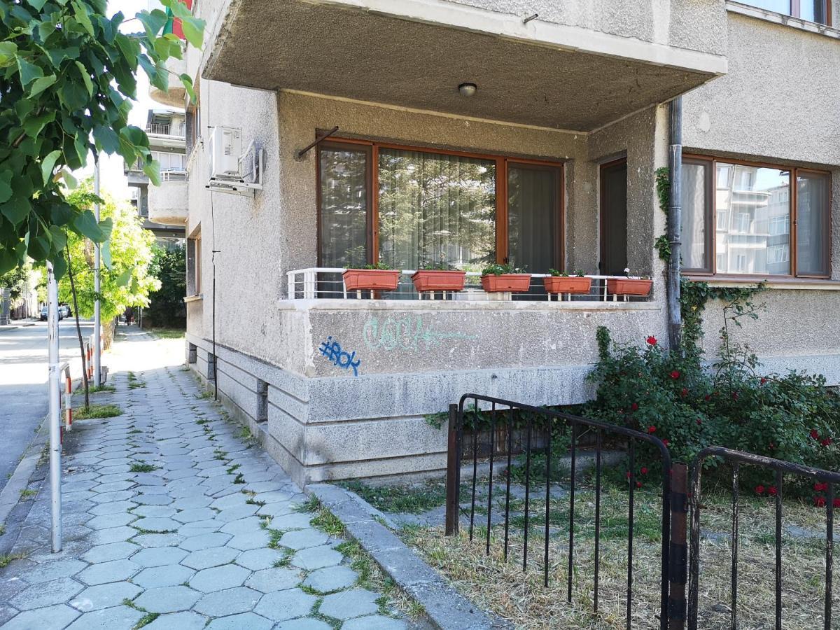 Central Varna Apartment - Lets4Holiday Zewnętrze zdjęcie