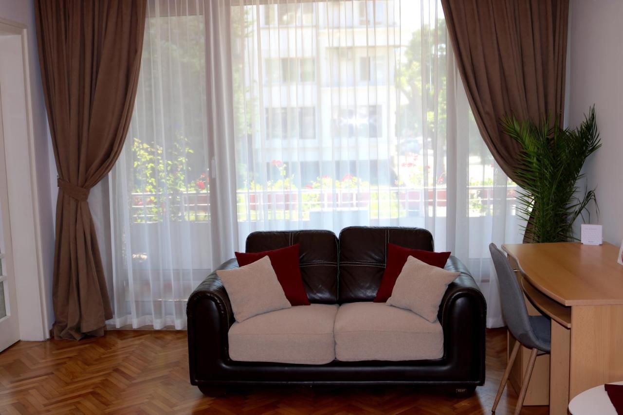 Central Varna Apartment - Lets4Holiday Zewnętrze zdjęcie